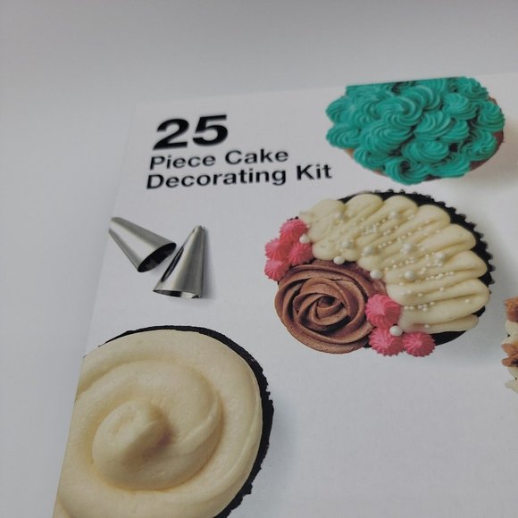 Decorating Kit - Picture 2 of 4